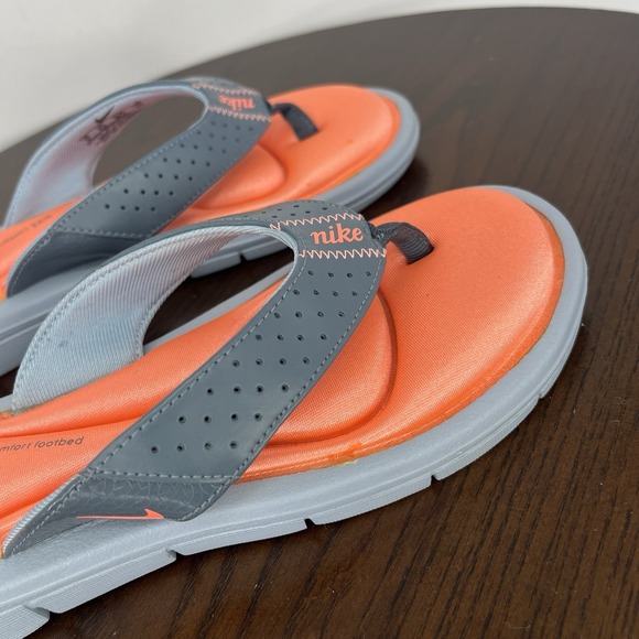 Nike Comfort Footbed Sandals Women's 6 Gray Pink Thong Flip Flop Beach Pool Shoe - Picture 11 of 16